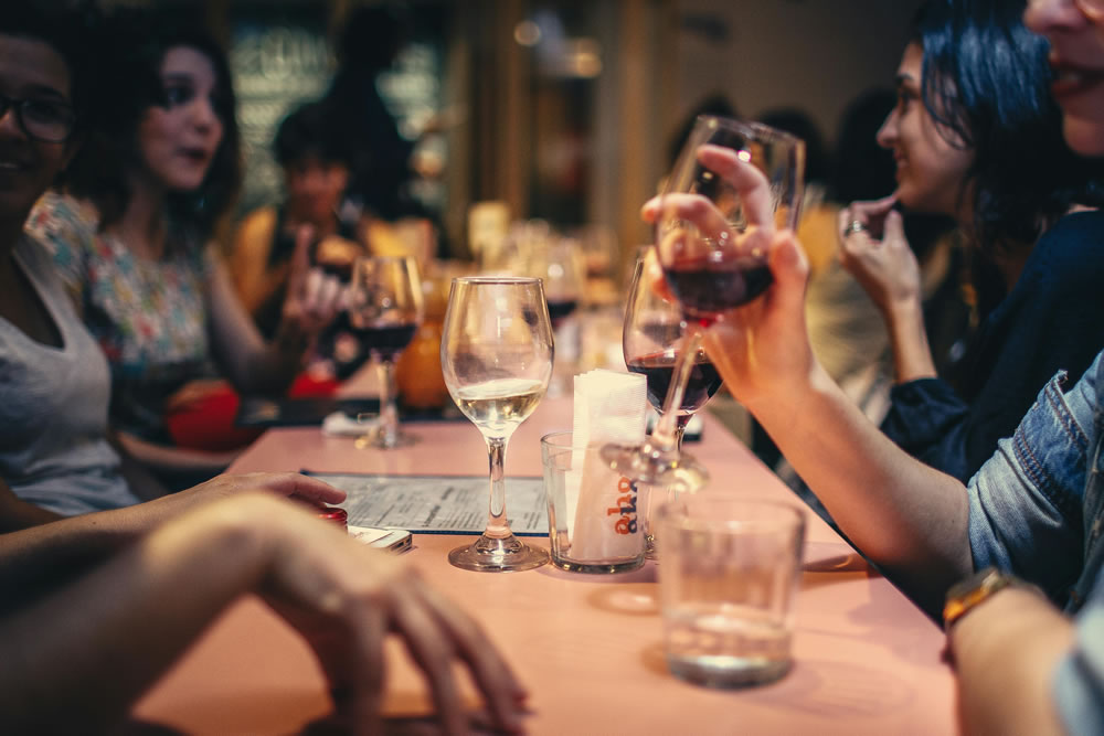 How to Eat Out Without Blowing Your Budget (Even at Nice Restaurants)